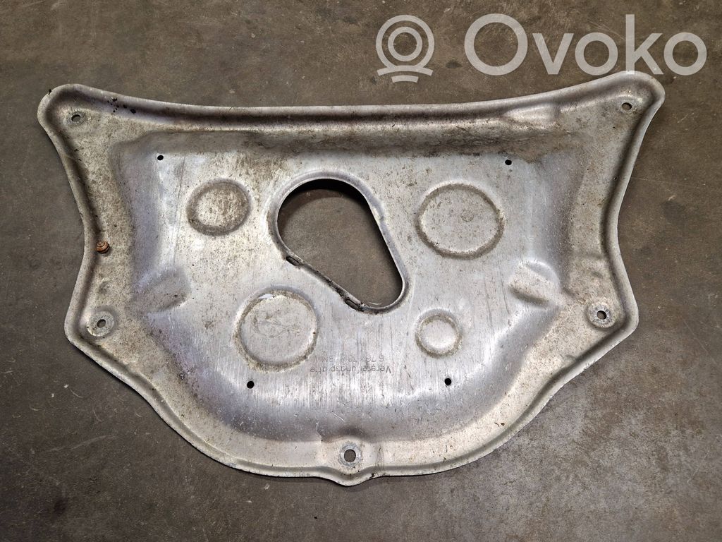 Placa protectora/protector antisalpicaduras motor   6762782