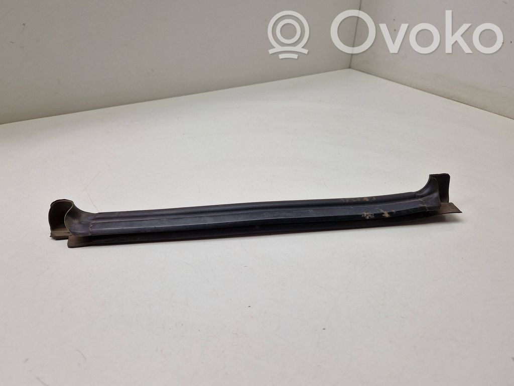 BMW X3 E83 Engine compartment rubber 