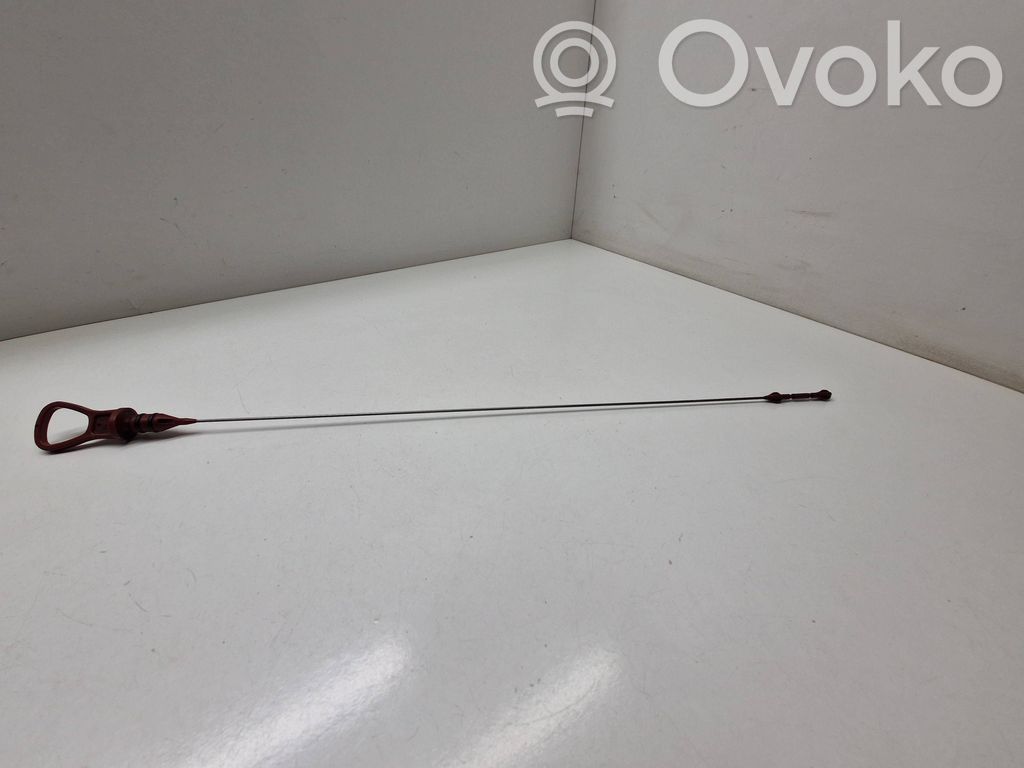 Oil level dip stick   7788969