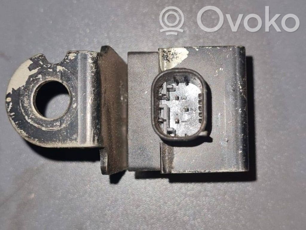 Airbagsensor Crashsensor Drucksensor   8691735,05W325