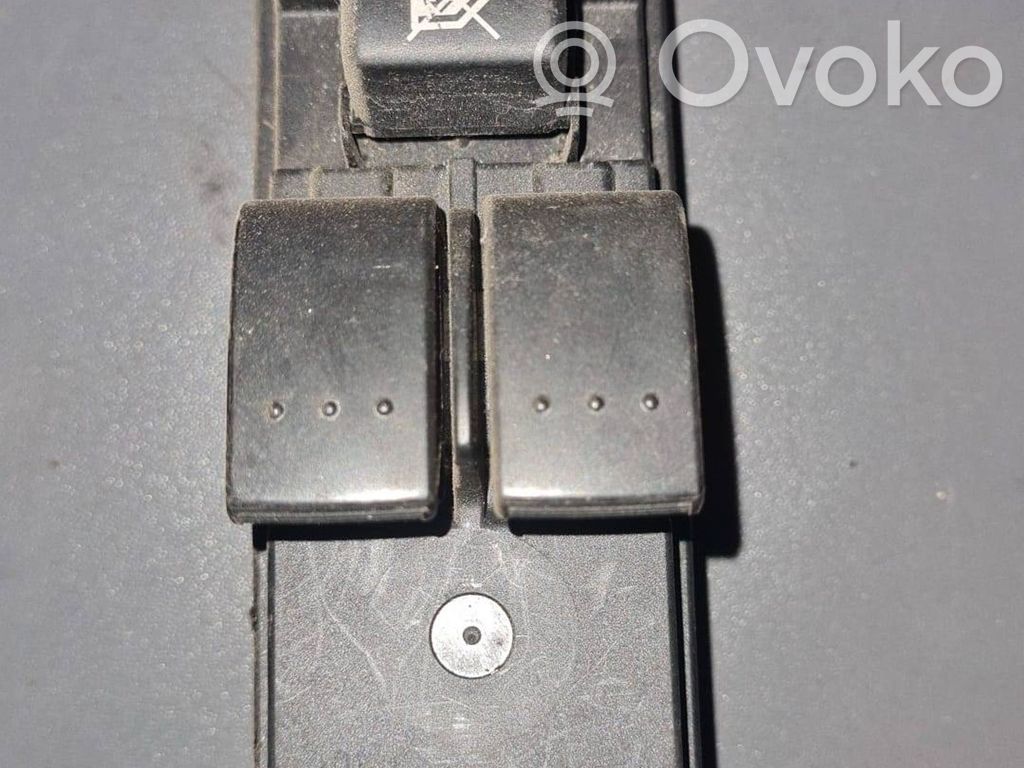 Mazda 3 I Electric window control switch 