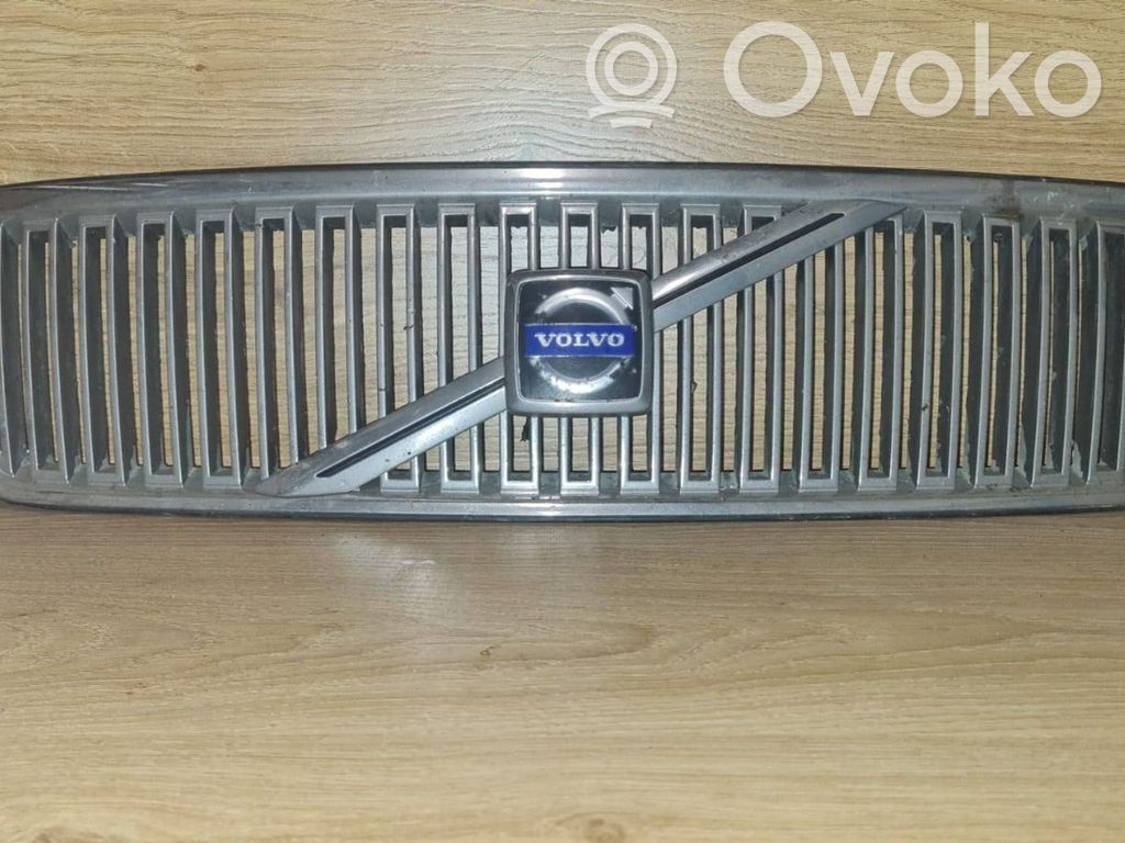 Volvo S70  V70  V70 XC Etusäleikkö 