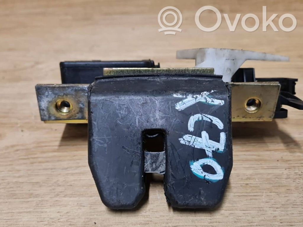 Volvo XC70 Tailgate/trunk/boot lock/catch/latch 