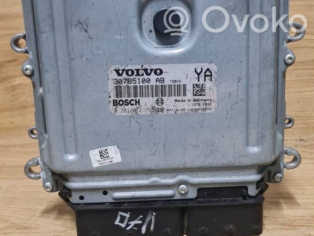 Engine control unit/module   30785100AB,0281012765
