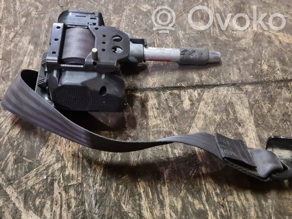 Volvo S60 Cinturón trasero 