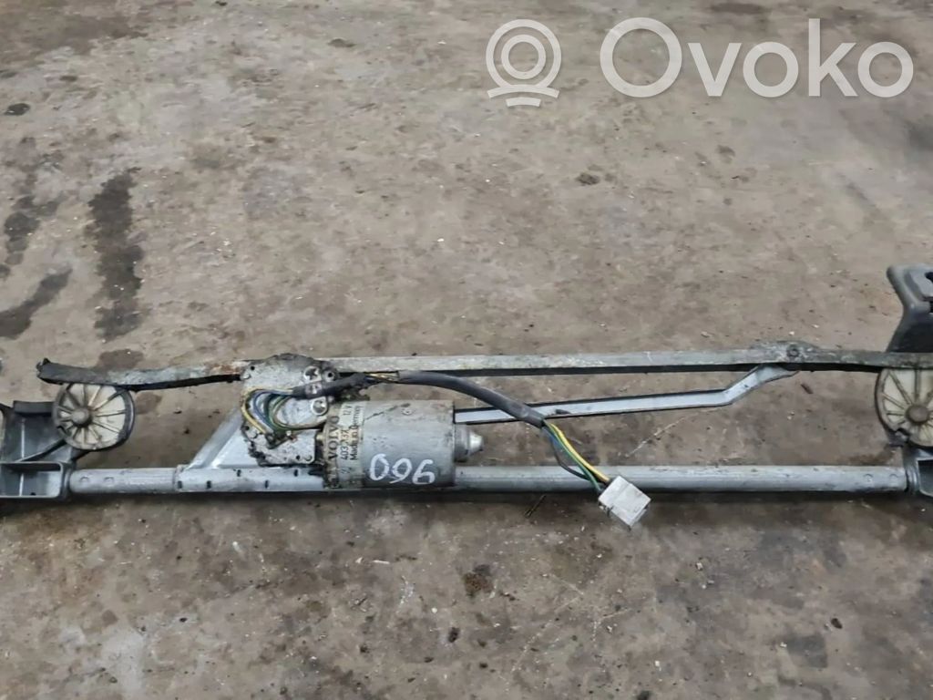 Volvo 960 Front wiper linkage and motor 