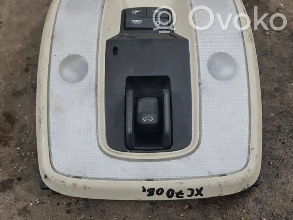 Volvo XC70 Światło fotela przedniego 