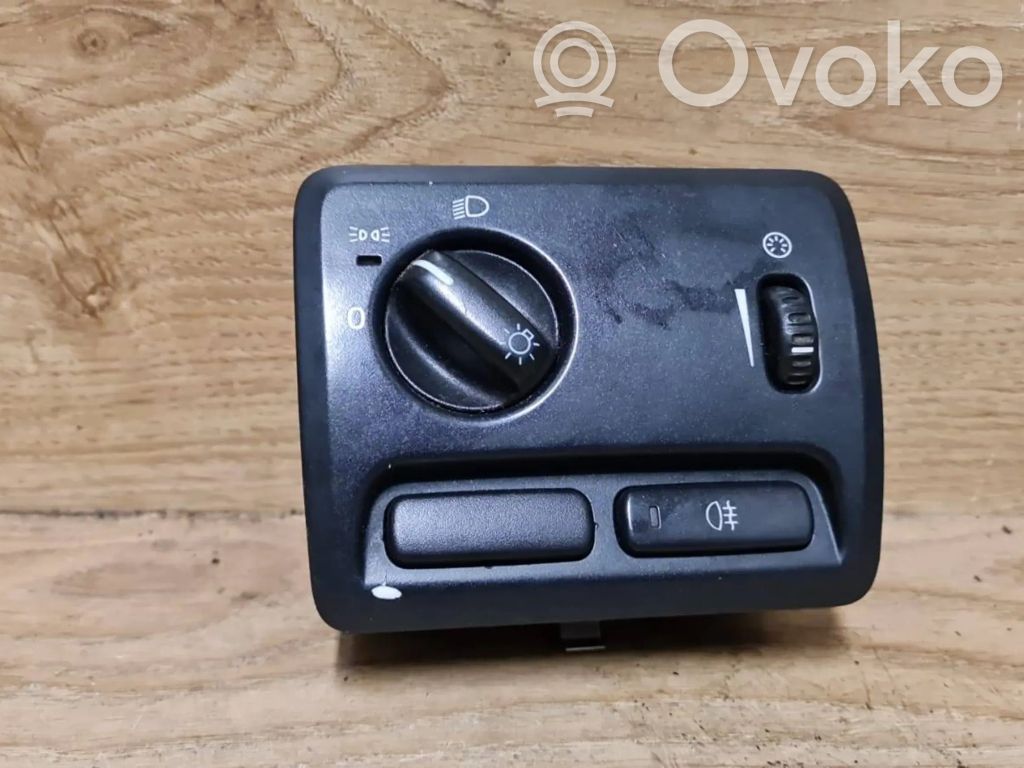 Volvo V70 Light switch 