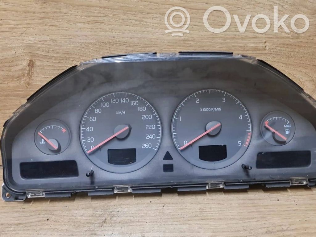 Volvo S80 Speedometer (instrument cluster) 