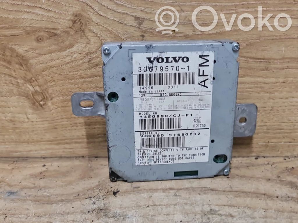 Volvo V50 Sound amplifier 