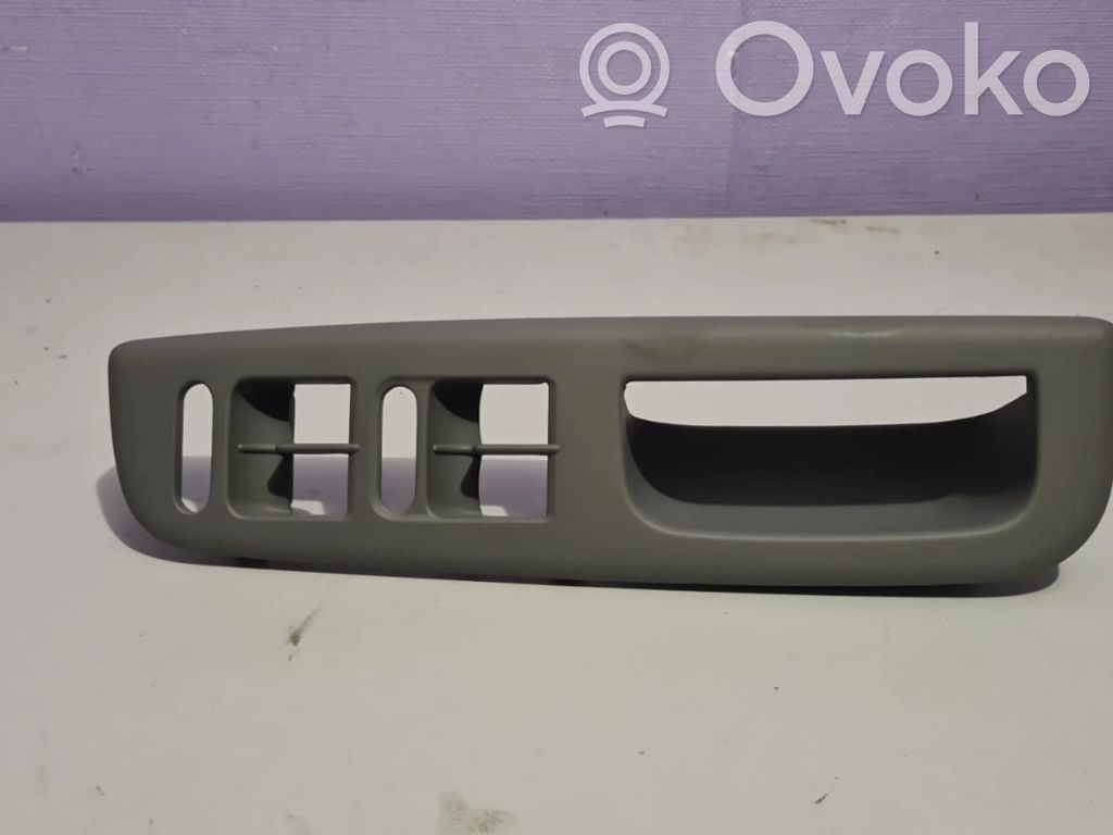 Ford Galaxy Front door window switch trim 