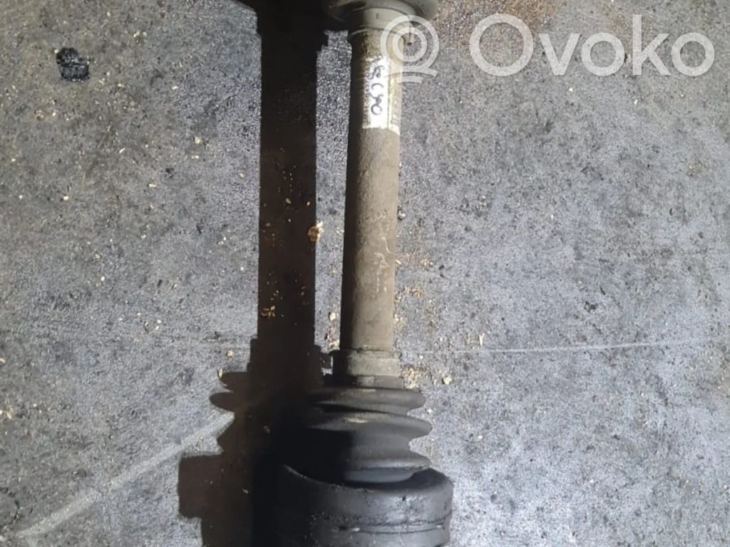 Volvo C30 Priekinis pusašis 