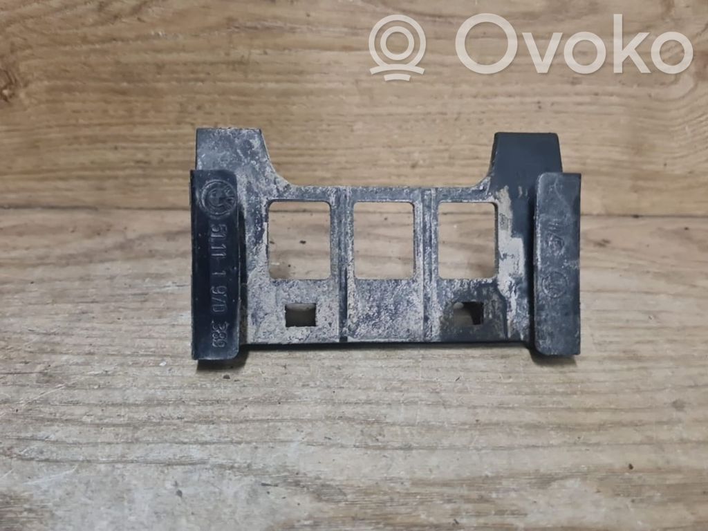 BMW 5 E39 Rear bumper mounting bracket 