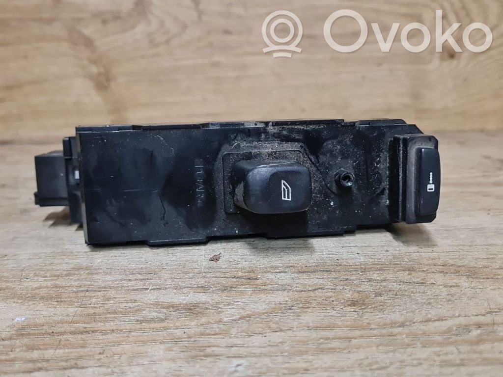 Volvo S60 Electric window control switch 