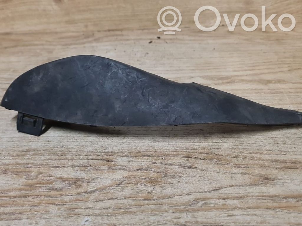 Volvo V70 Wiper trim 