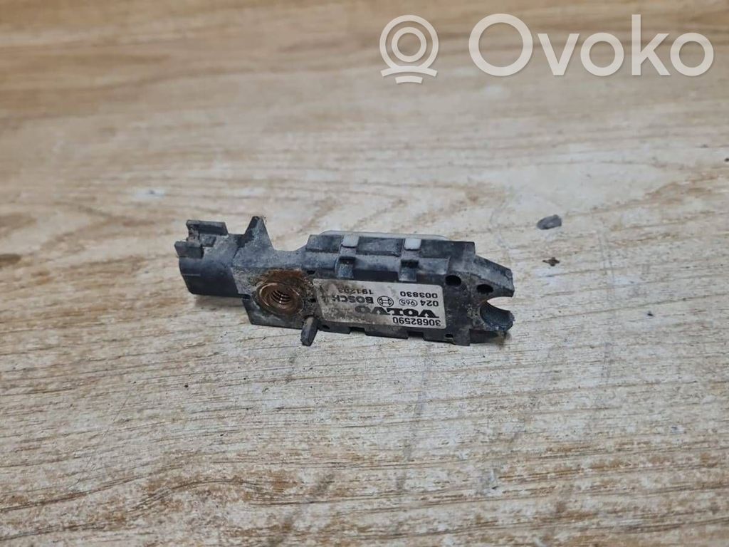 Volvo XC90 Airbagsensor Crashsensor Drucksensor 