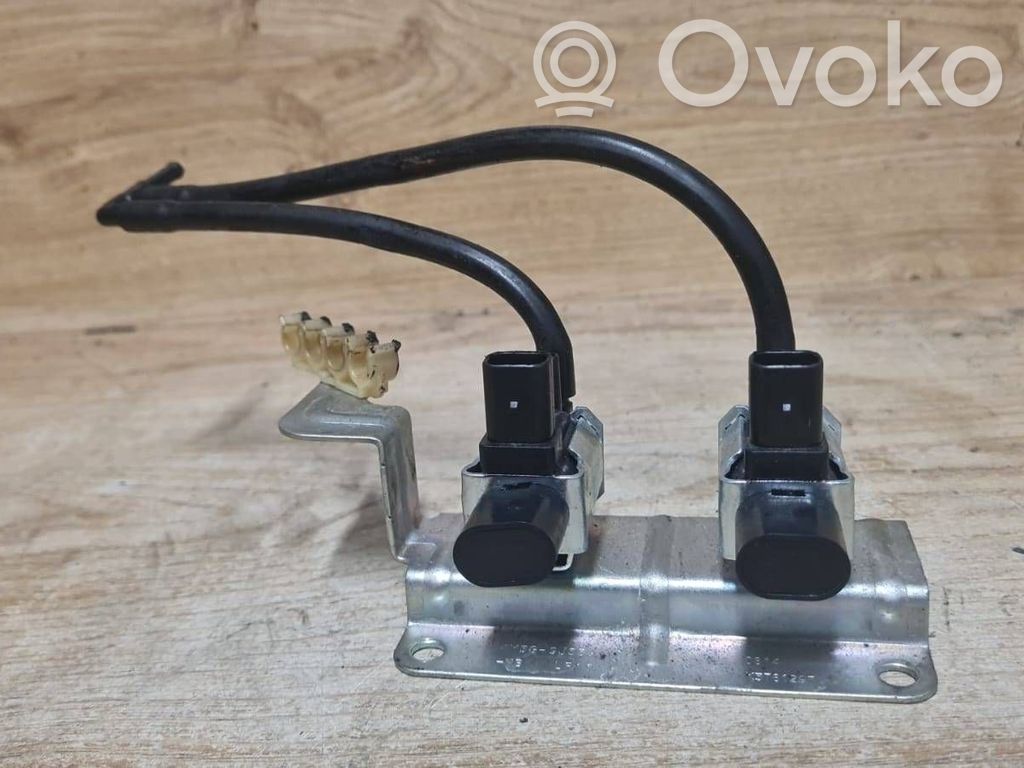Válvula de vacío (Usadas)   BS7E9J559AA,4M5G9J559NB