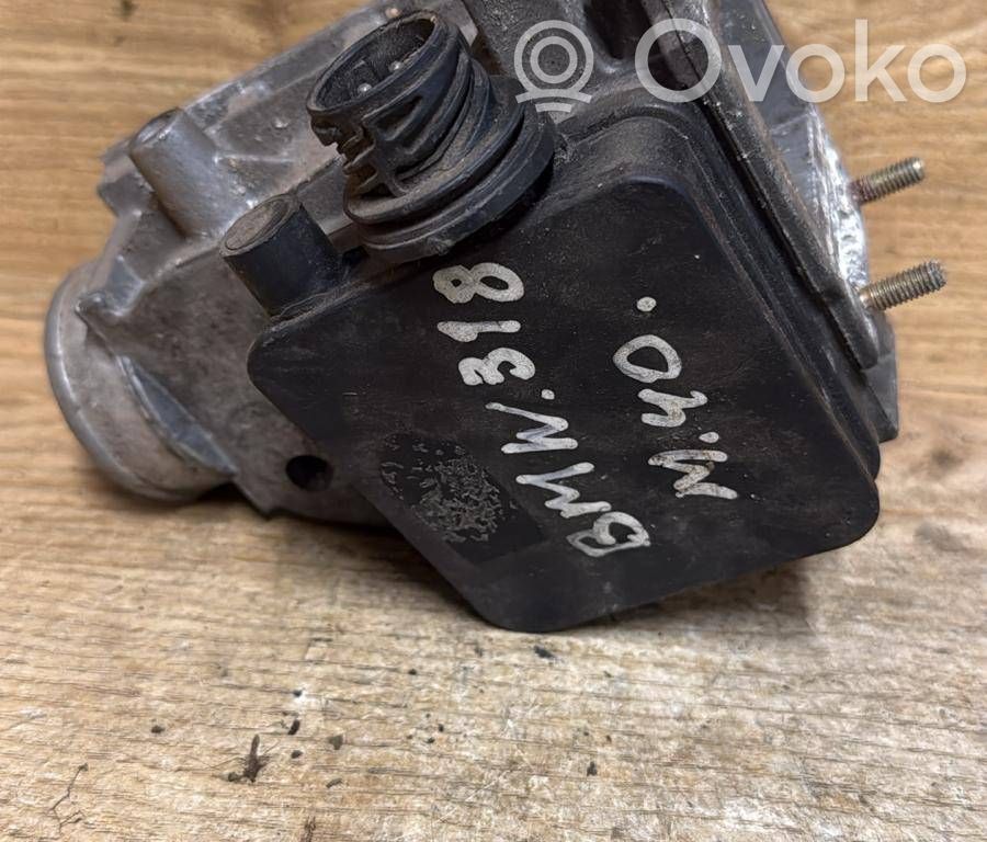 BMW 3 E36 Mass air flow meter 