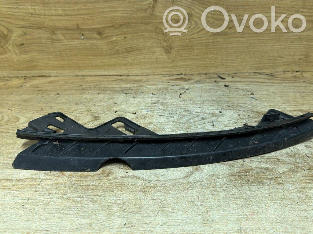 Volvo C30 Etupuskurin kannake 