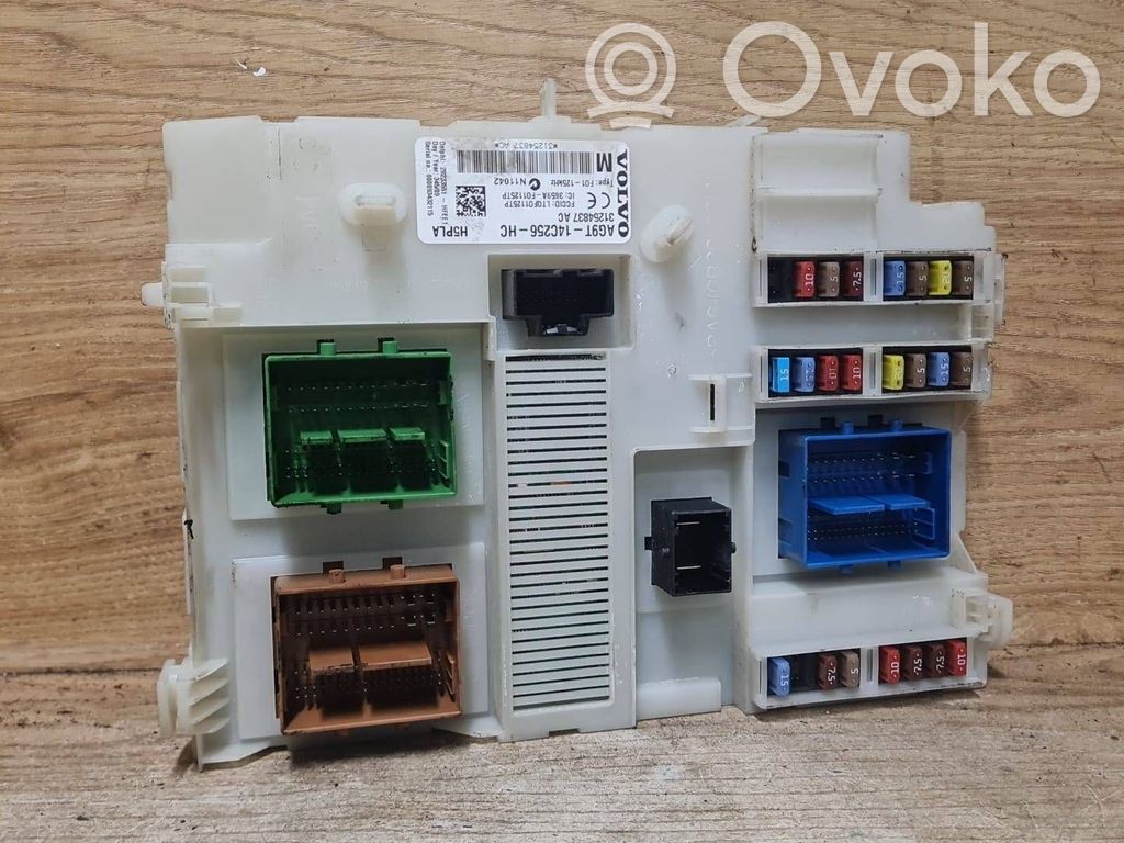 Volvo V70 Modul siguranțe 