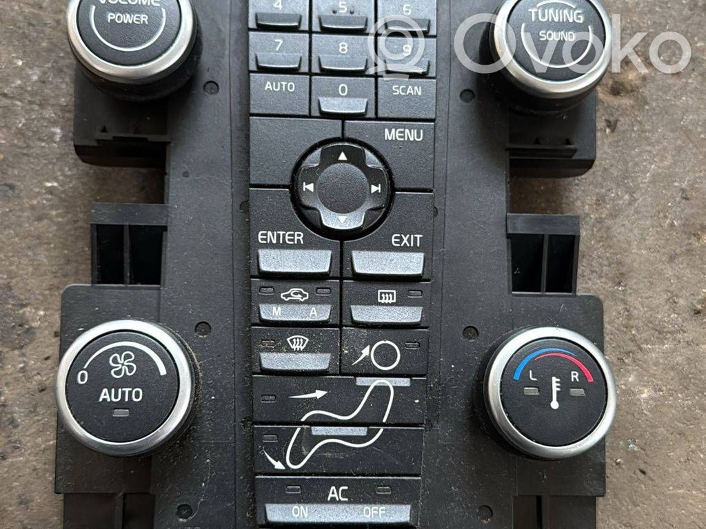 Volvo V50 Radio/CD/DVD/GPS head unit 