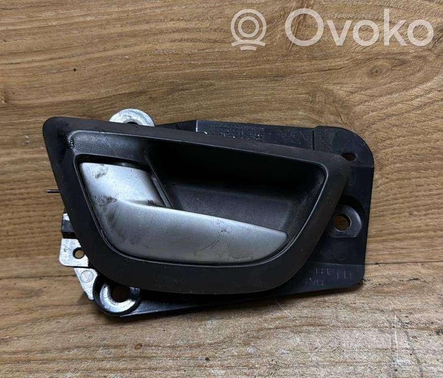 Volvo XC90 Manecilla interna puerta trasera 