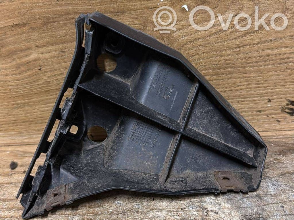 Volvo C70 Front bumper mounting bracket 