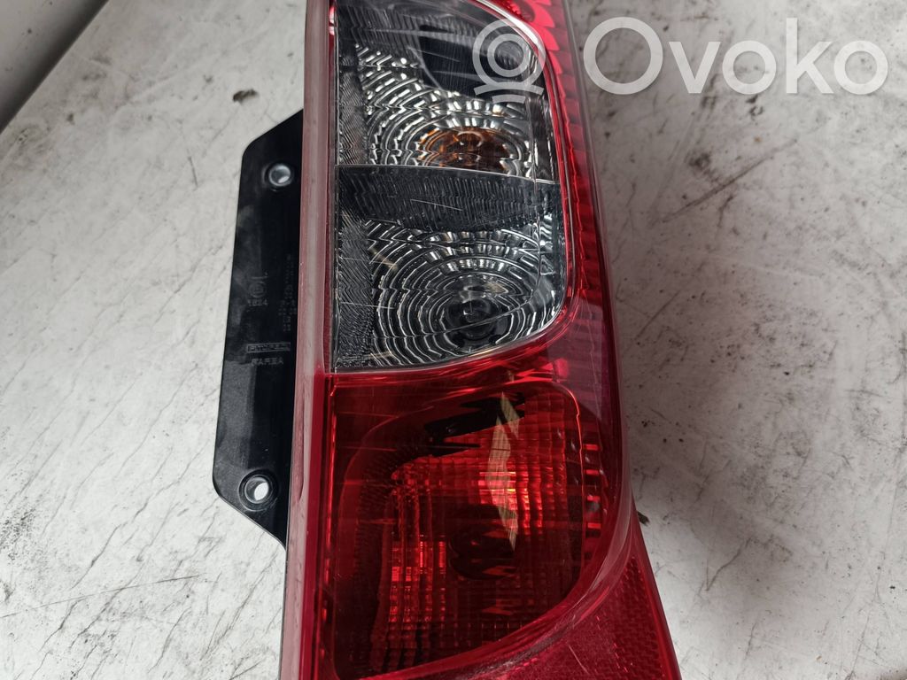 Rear tail light reflector