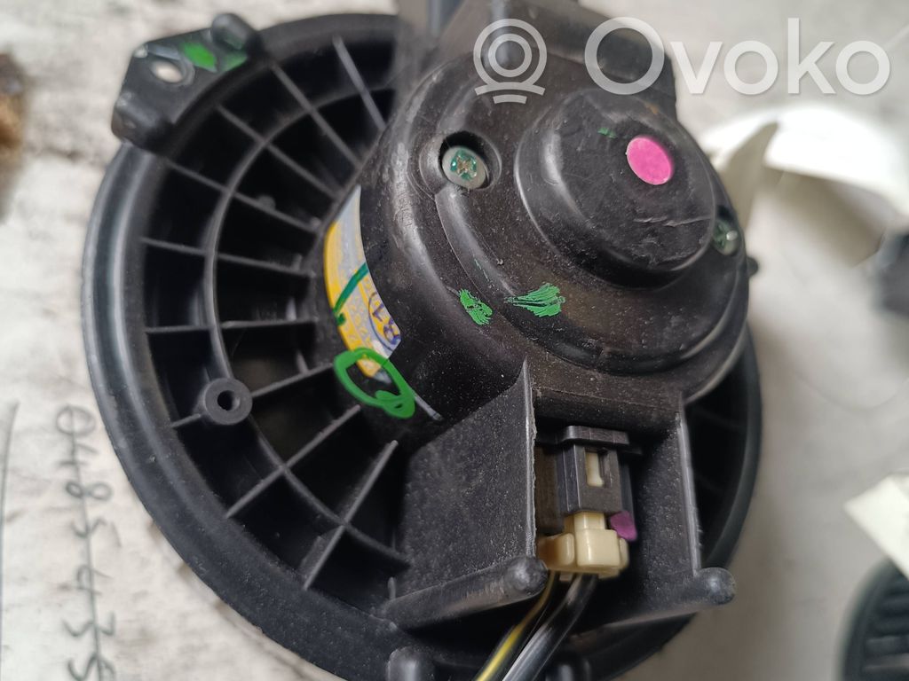 Suzuki Alto Ventilator/aerotermă scaun 
