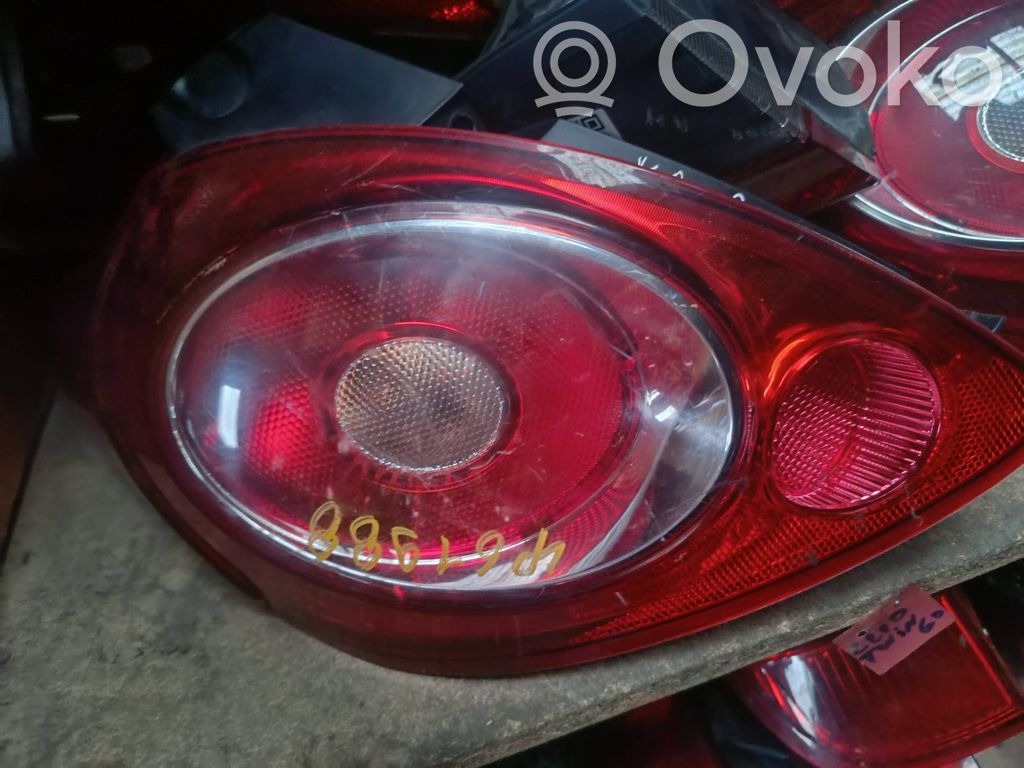 Reflector de faros/luces traseros