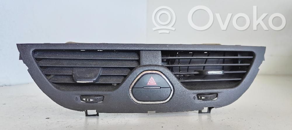 Opel Corsa E Griglia di ventilazione centrale cruscotto 