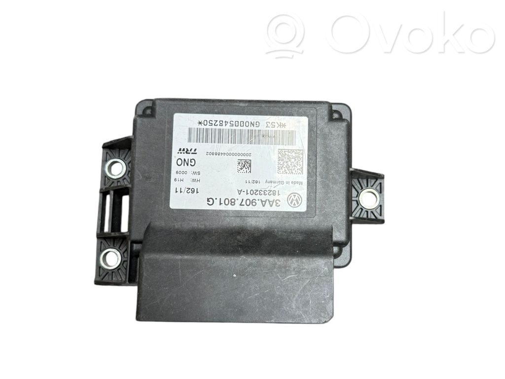 Volkswagen PASSAT B7 Module de commande de frein à main 