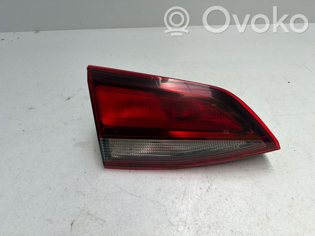 Opel Astra K Lampă spate în capacul portbagajului 