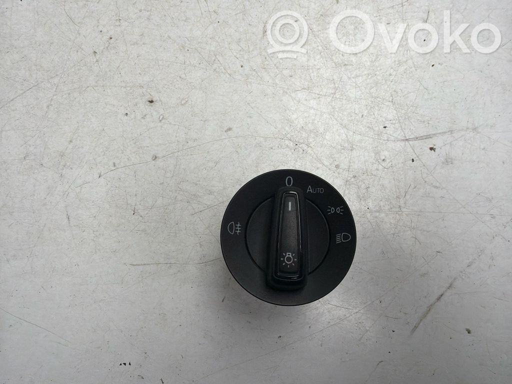 Volkswagen Golf VII Light switch 