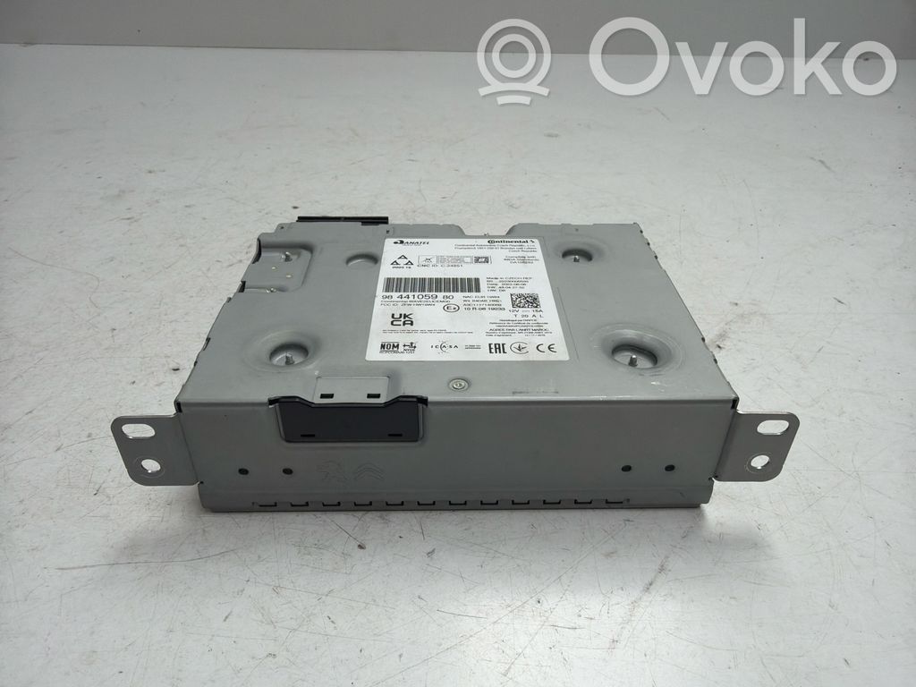 Panel / Radioodtwarzacz CD/DVD/GPS   9844105980,10R0619233,A3C1127140003