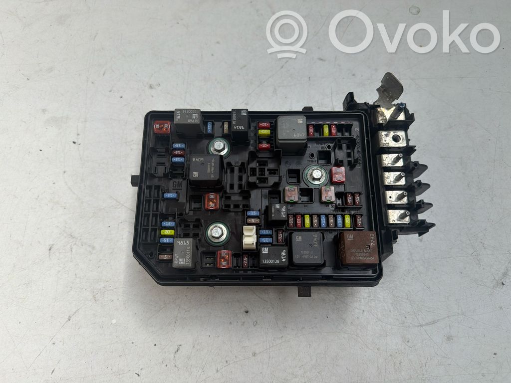Opel Astra K Sulakemoduuli 