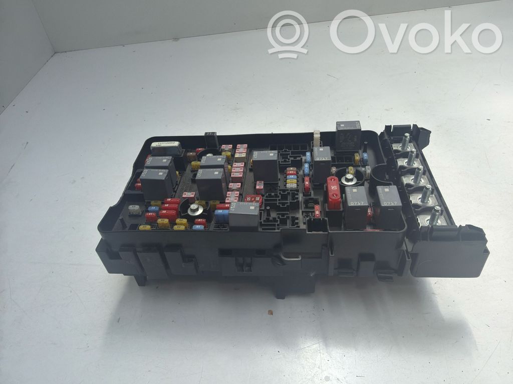 Sulakemoduuli   68235117AD,68235117,68235117ADLA