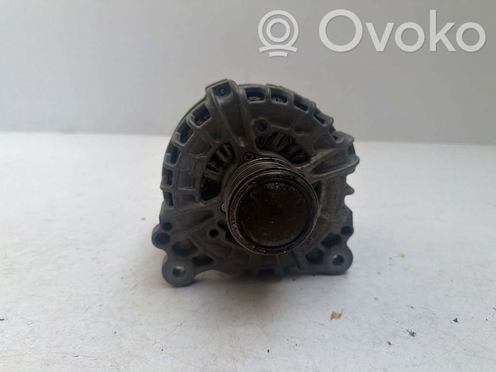 Volkswagen Touran II Alternador 