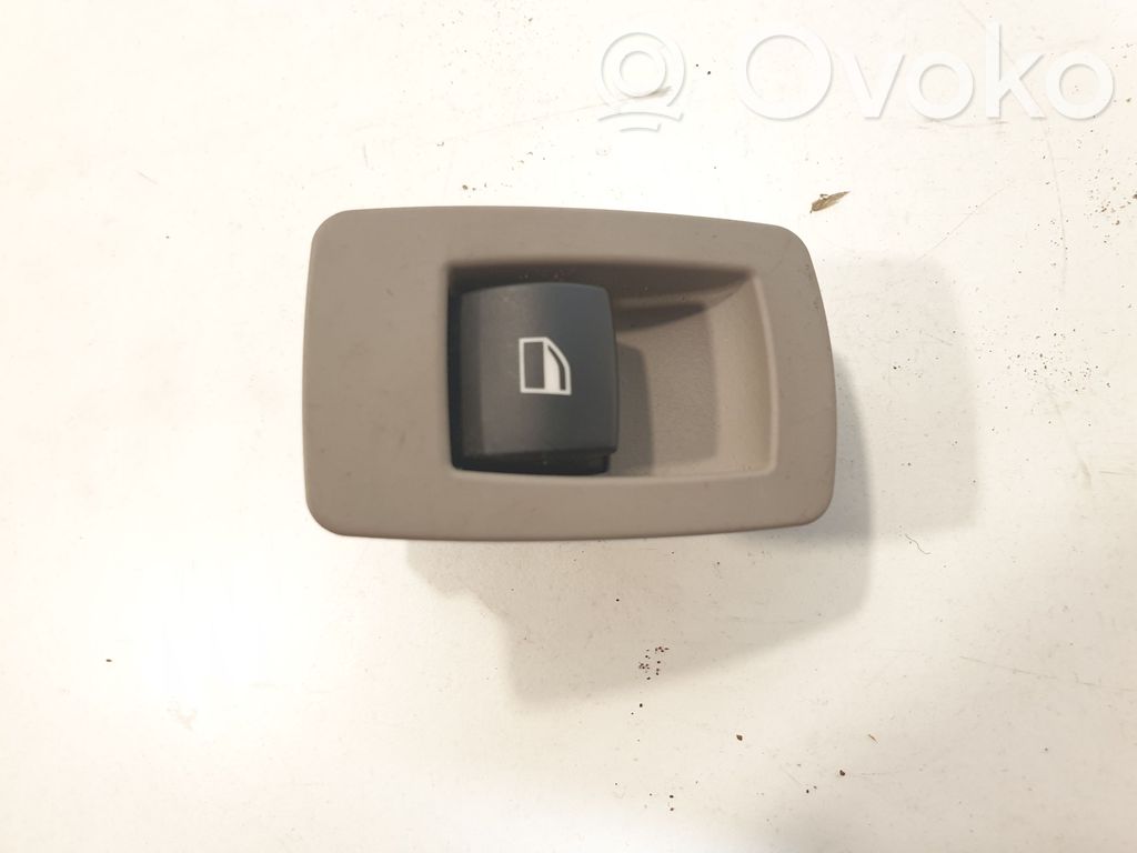 BMW 1 E81 E87 Electric window control switch 