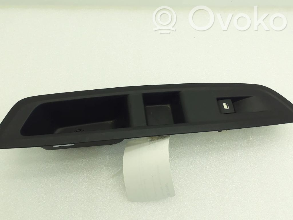 Citroen C4 III e-C4 Electric window control switch 