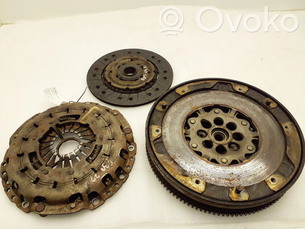 BMW 3 F30 F35 F31 Kit d'embrayage 