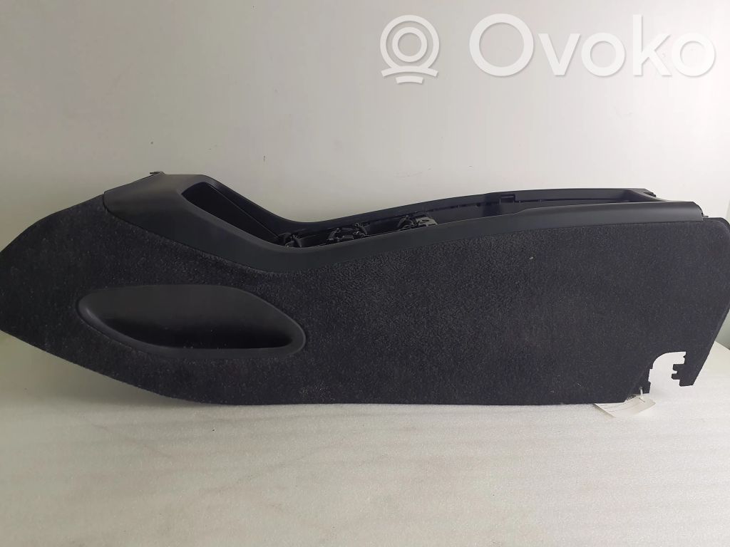 Volvo XC40 Consola central 