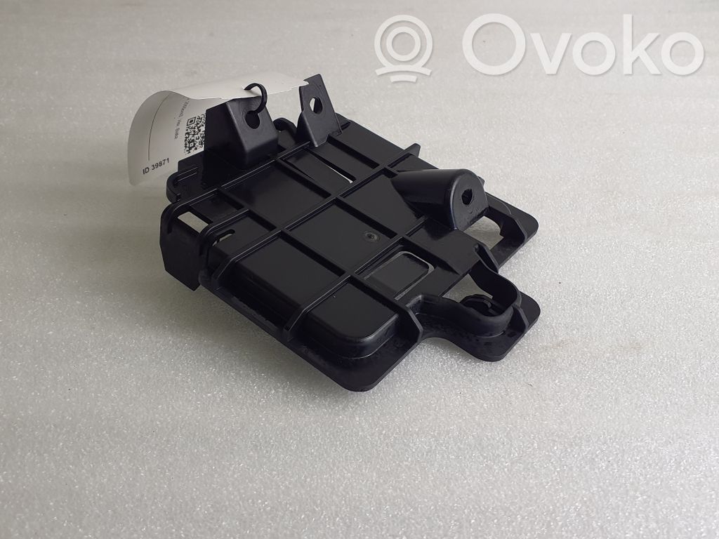 BMW X3 F25 Inne części komory silnika 