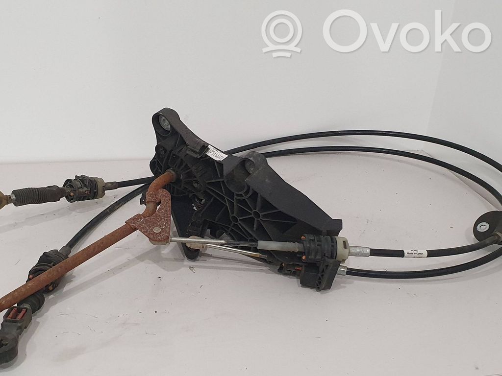 Ford Fiesta Pavarų perjungimo trosas 
