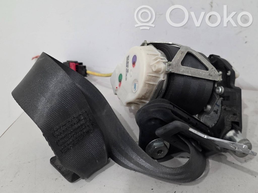 Renault Clio III Pas bezpieczeństwa fotela tylnego 