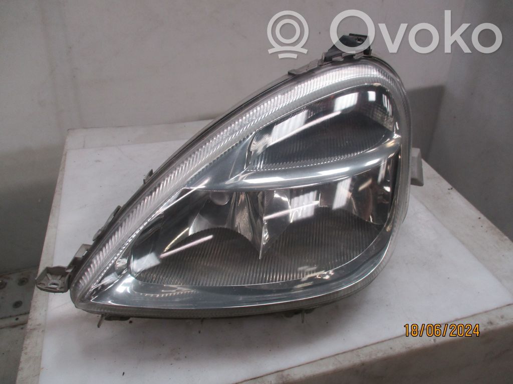 Mercedes-Benz A W168 Faro/fanale