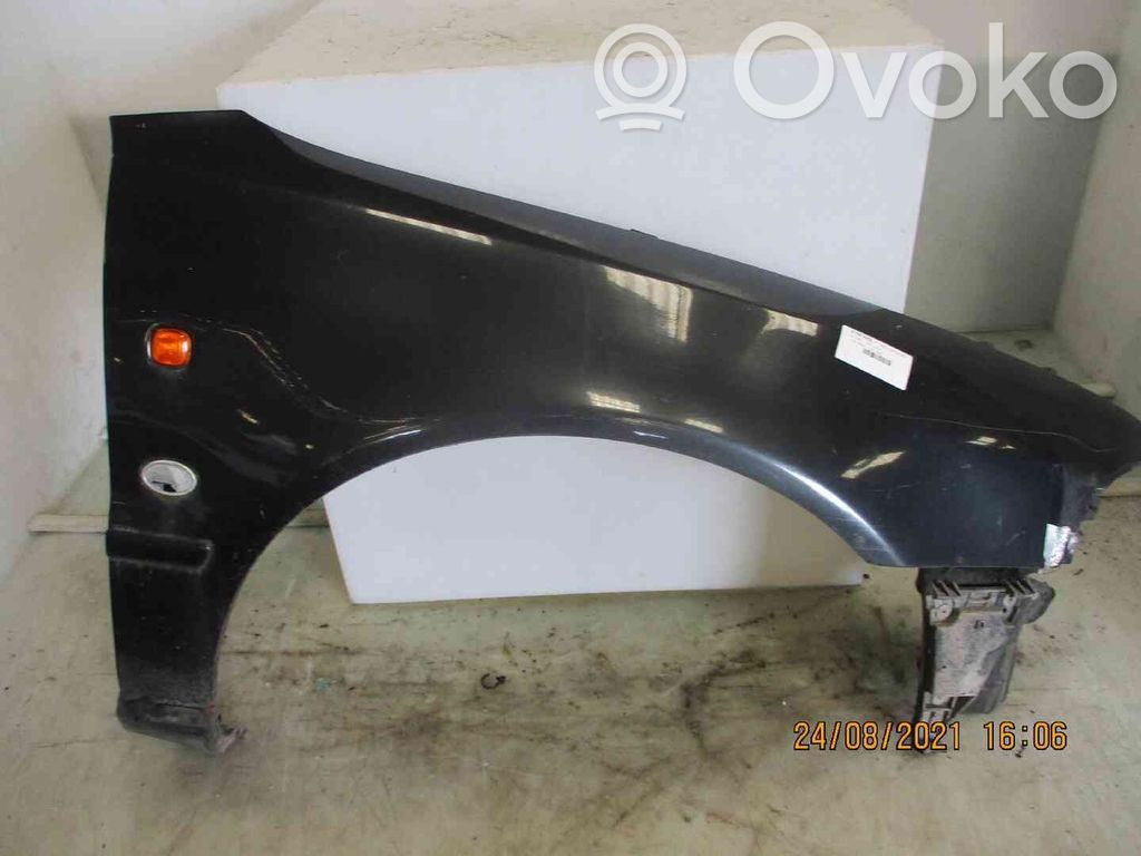 Audi A4 S4 B5 8D Sparnas 
