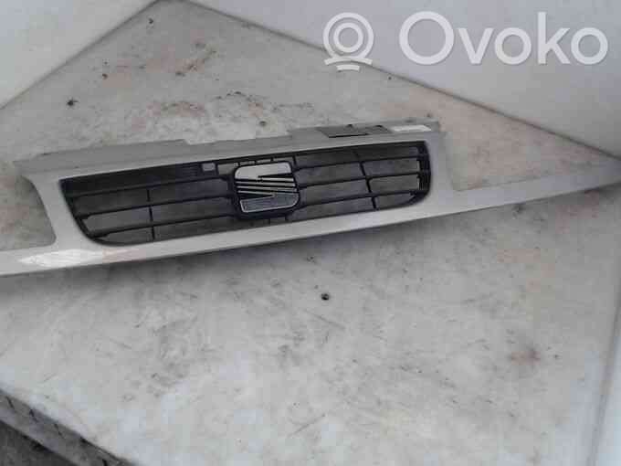 Seat Alhambra (Mk1) Griglia superiore del radiatore paraurti anteriore