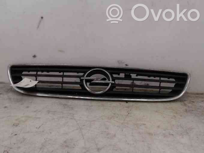 Opel Zafira A Maskownica / Grill / Atrapa górna chłodnicy 