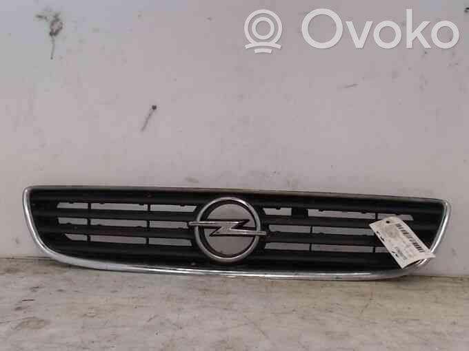 Opel Zafira A Griglia superiore del radiatore paraurti anteriore